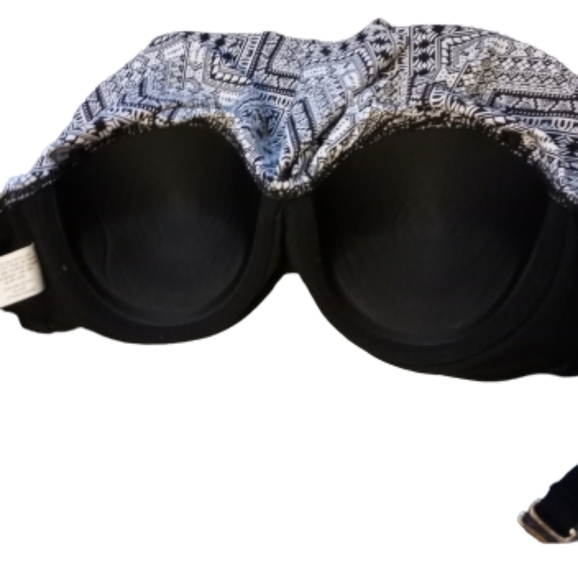 • Arizona Jeans Swimwear Bikini Top • - Picture 7 of 7